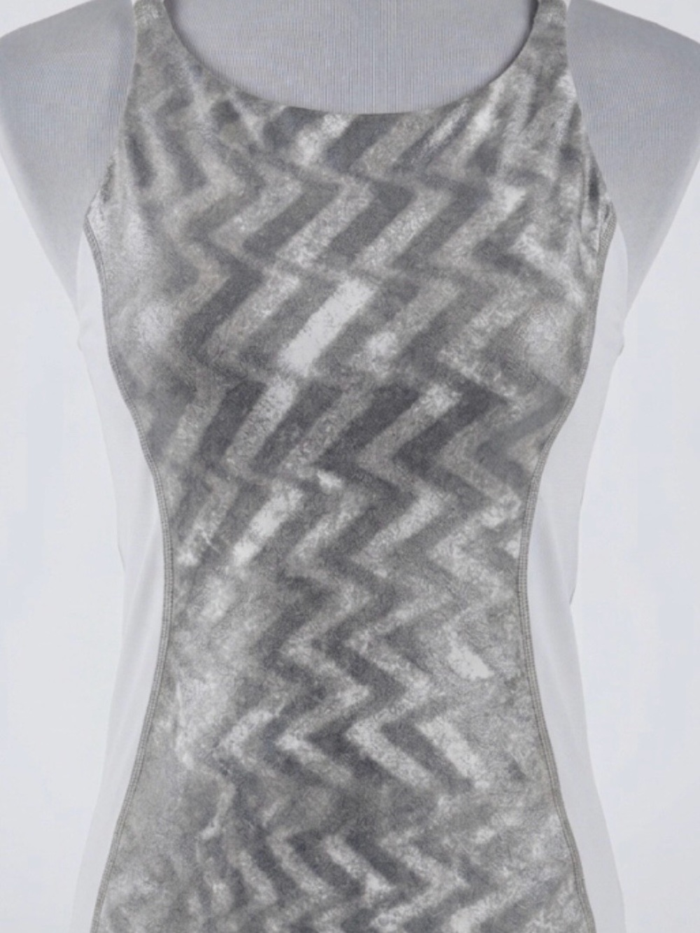 lululemon athletica Gray Chevron Print Tank Top
